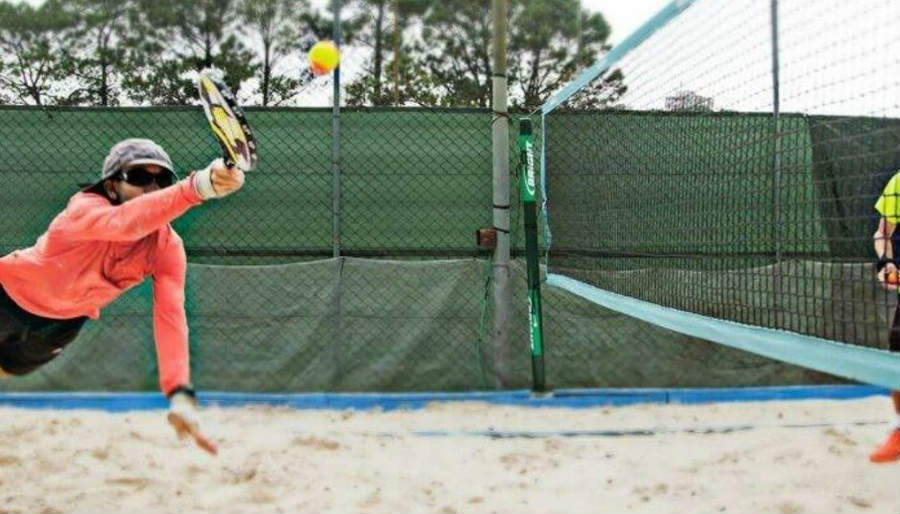 Praticar Beach Tênis ao ar livre - Beach Tennis Online Interlagos