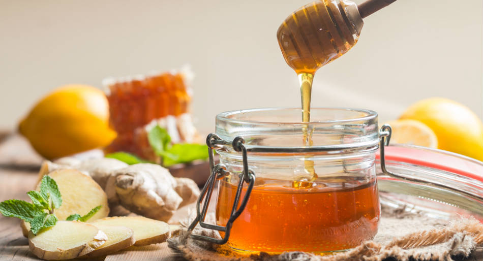 Substituir o açúcar por mel de abelha
